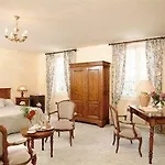ホテル Chateau La Terrasse - Teritoria 3*