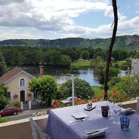 Chateau La Terrasse - Teritoria ホテル 3*